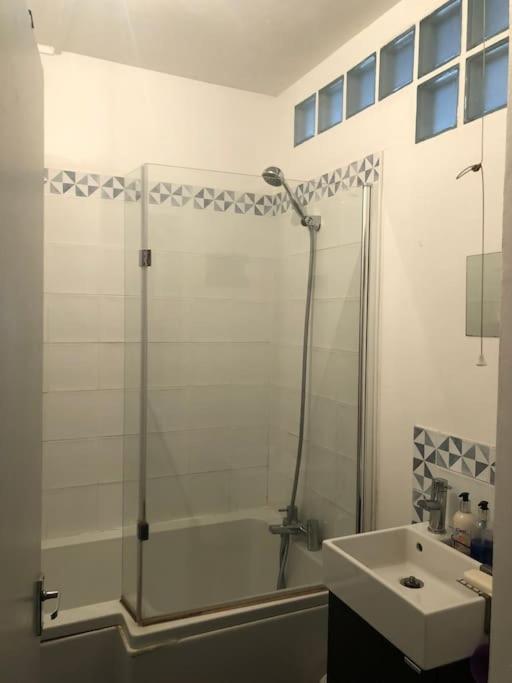Carpe Diem Rooms Flat Near Zone 1 런던 외부 사진