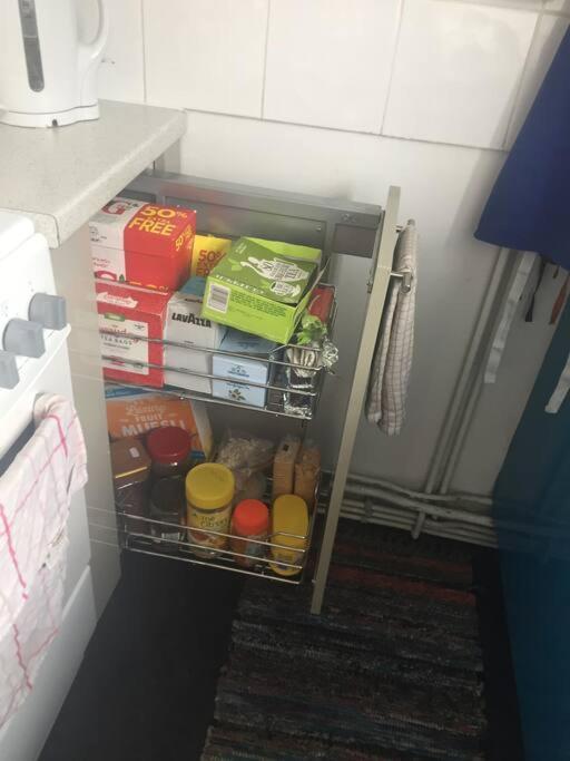 Carpe Diem Rooms Flat Near Zone 1 런던 외부 사진